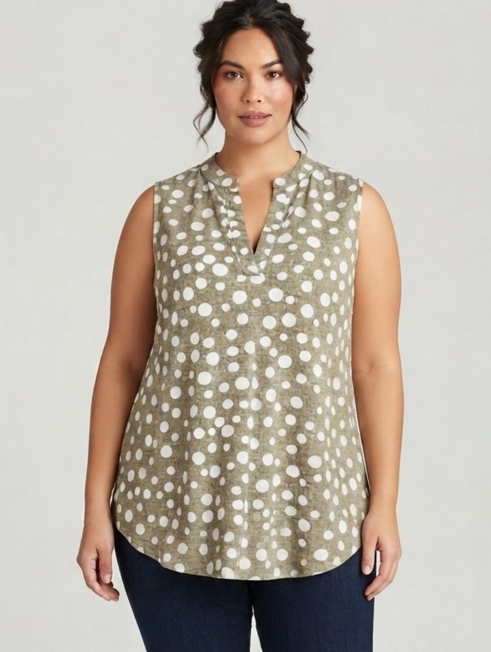 SJS Women's Tan Polka Dot V-Neck Sleeveless Blouse Size Large EUC